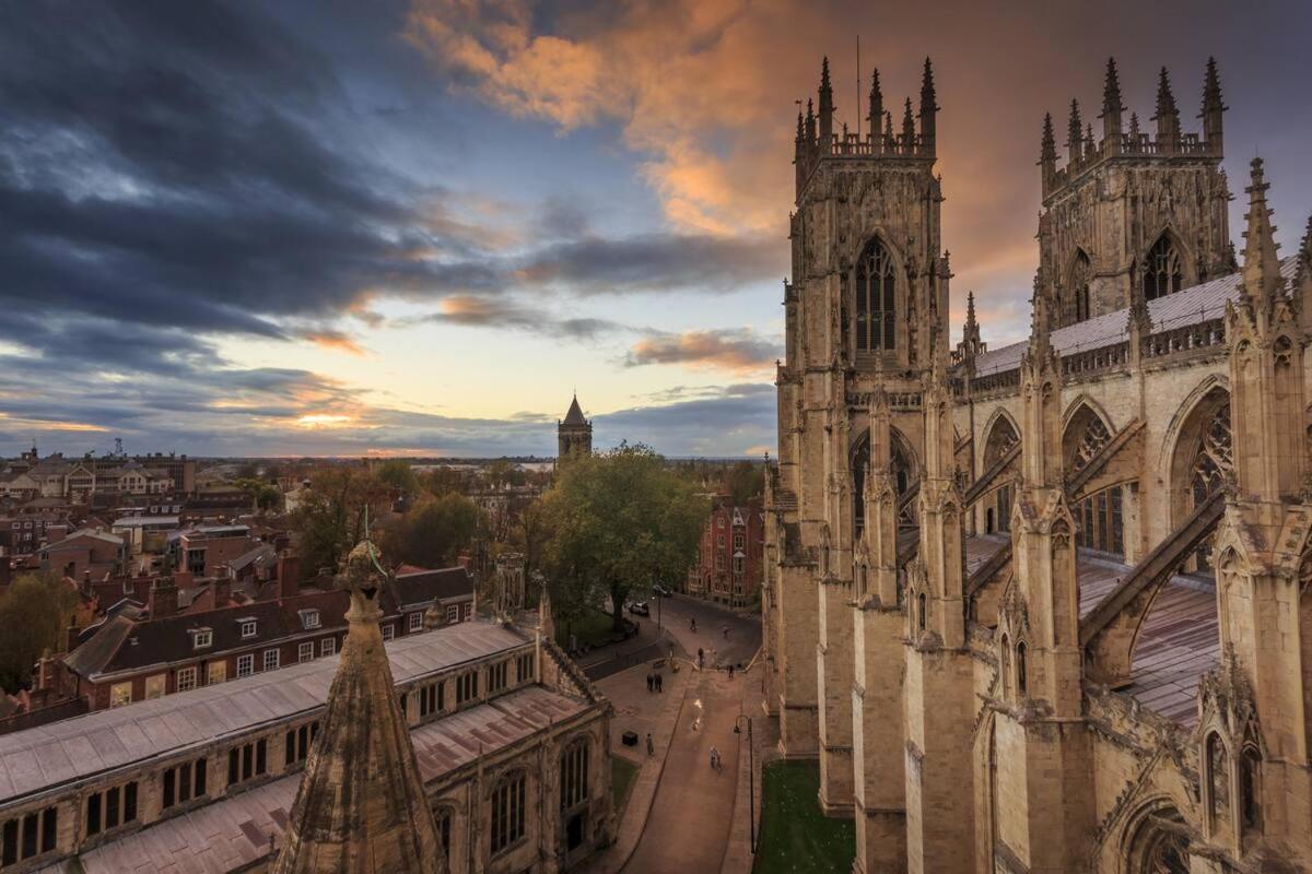 Stylish Apt With Minster Views I Pass The Keys York Eksteriør billede